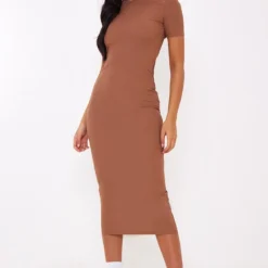 Tall Robe Mi-longue Côtelée Chocolat à Col Rond