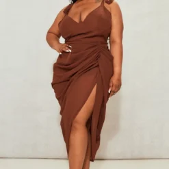 Plus Robe Mi-longue Drapée Chocolat à Armatures 7 Plus Robe Mi-longue Drapée Chocolat à Armatures -Promos Jupe Éthérée Boutique 0481207d1603cb4745ad6b4d0a4810875167def2 cne9098 3