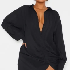 Plus Robe Chemise Texturée Noire à Détail Drapé Et Manches Longues -Promos Jupe Éthérée Boutique 0585a52cf39266c99be301846c46b3a57f8442ce cmu4916 4