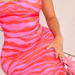 Shape Robe Longue Rose Moulante Imprimée à Col Bénitier -Promos Jupe Éthérée Boutique 08f2402847be09374b6a05b12b7d1e69f042b884 cne3818 4