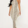 Prime Shape Robe Longue Dos Nu Taupe à Imprimé Serpent
