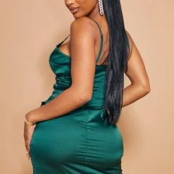 Shape - Robe Portefeuille Vert émeraude Satinée 8 Shape - Robe Portefeuille Vert émeraude Satinée -Promos Jupe Éthérée Boutique 0d59c188e151f70deffaecc29f3232d3fd76ba8e cly3037 3