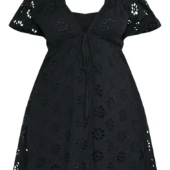 Plus Robe Droite Noire En Broderie Anglaise à Manches Bouffantes -Promos Jupe Éthérée Boutique 10edbf730444cbd35692d7d53ff2e15ca826d0be cnd4862 5