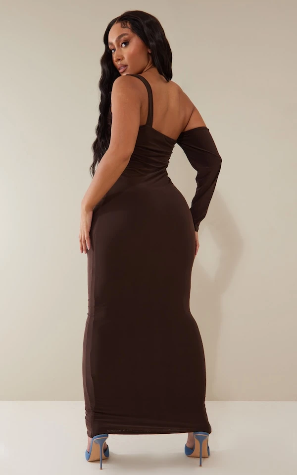 Shape Robe Longue Moulante Marron Chocolat Asymétrique à Bretelle 2 Shape Robe Longue Moulante Marron Chocolat Asymétrique à Bretelle – Image 2
