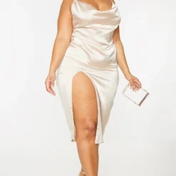 Plus Robe Mi-longue Satinée Champagne à Col Bénitier Et Bretelles -Promos Jupe Éthérée Boutique 16d190464fc6ae4aaa3b2073238672dc0378b7a6 cmv6438 4