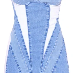 Petite Robe Bustier En Jean Délavé Bleu Clair à Parties Contrastantes -Promos Jupe Éthérée Boutique 1bcb1ef85de9357c768cb7363b6688c69e951f90 cnd9764 5