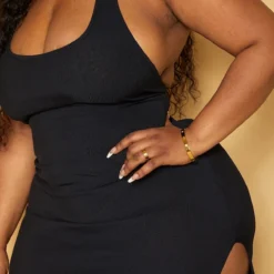 Plus Robe Mi-longue Côtelée Noire à Dos Nu -Promos Jupe Éthérée Boutique 222920113e2f376d18c75c02ce640d7a21554927 cmy4401 5