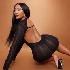 Shape Robe Moulante Noire Ajourée Transparente à Dos Ouvert