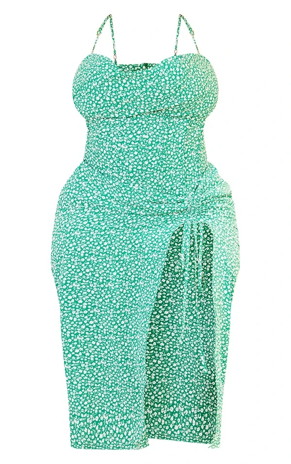 Plus Robe Mi-longue Verte Fleurie à Col Bénitier Et Fronces Sur Le Côté 5 Plus Robe Mi-longue Verte Fleurie à Col Bénitier Et Fronces Sur Le Côté – Image 5