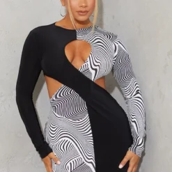 Shape Robe Moulante Imprimé Tourbillons Noir & Blanc à Parties Contrastantes Et Détail Croisé