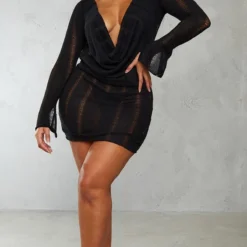 Shape Robe Moulante Noire En Maille Tricot Ajourée à Manches Flare Et Col Bénitier -Promos Jupe Éthérée Boutique 31704f6770bf55b9abf10296f17fcc90c27fa234 cnb1174 3