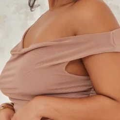 Plus Robe Mi-longue Asymétrique Froncée En Mesh Nude -Promos Jupe Éthérée Boutique 34e9fcefec7e1e8b61db9afb22b8087d8a44d3a0 cnd3515 4