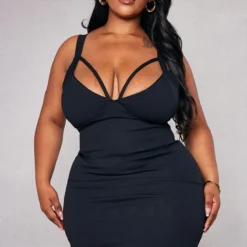 Plus Robe Moulante Noire à Bretelles -Promos Jupe Éthérée Boutique 375639a47c3526ef90f6bb57a3066b153c5848b9 cnb6948 1