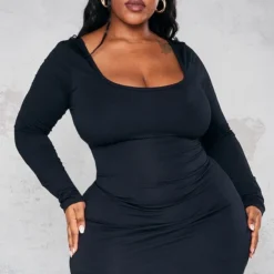 Plus Robe Moulante Noire à Manches Longues Et Col Rond -Promos Jupe Éthérée Boutique 38e56aaa26b8b009dcab5da3b66e6b51579058c0 cnb4293 3