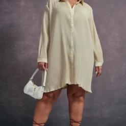 Plus Robe Chemise Oversize Crème Plissée