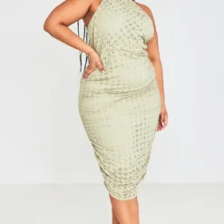 Plus Robe Froncée Mi-longue Vert Sauge à Broderie Anglaise