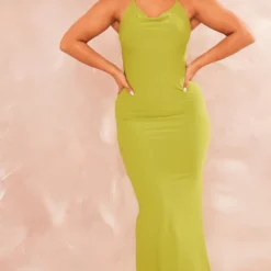 Shape Robe Longue Moulante Dos Nu Arrondi Vert Olive Froncée à Bretelles Et Col Bénitier -Promos Jupe Éthérée Boutique 4059e9e4d2a6787defe4353e2b7f941f7694dd3d cne6810 3