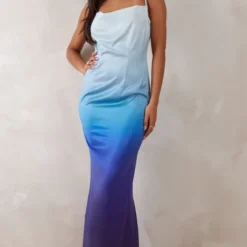 Tall Robe Longue Satinée Bleue à Imprimé Dégradé -Promos Jupe Éthérée Boutique 45330adc66a3cc09049f102e2dcf4d0aab627d2e cnd7271 3