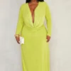 Plus Robe Longue Vert Citron à Col Très Bénitier