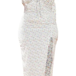 Plus Robe Mi-longue Blanche à Petites Fleurs 9 Plus Robe Mi-longue Blanche à Petites Fleurs -Promos Jupe Éthérée Boutique 4b28062584bf3a183e8d0740613bc7a04f810ac9 cmy4337 6