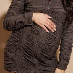 Maternité Robe De Grossesse Chemise Chocolat Crêpée à Manches Longues 8 Maternité Robe De Grossesse Chemise Chocolat Crêpée à Manches Longues -Promos Jupe Éthérée Boutique 4b80c0923d72dce7e9bee0adb88381717e29eff5 cmv9481 5