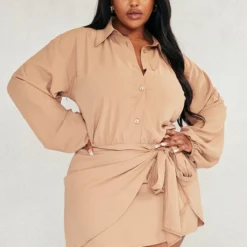 Plus Robe Chemise Beige Nouée Devant En Mousseline De Soie -Promos Jupe Éthérée Boutique 5043b4e29dba31f4e2e3acbefa433a48e7c0afd3 cnd2786 3
