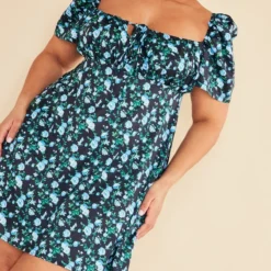 Plus Robe Droite Noire Imprimé Petites Fleurs à Manches Bouffantes 8 Plus Robe Droite Noire Imprimé Petites Fleurs à Manches Bouffantes -Promos Jupe Éthérée Boutique 567d493c1d1b958c23cec0c86ebbcc9f85eac8d9 cnc9715 4