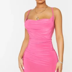 Petite Robe Moulante Rose à Col Bénitier -Promos Jupe Éthérée Boutique 573591350dcb5131b3673950527031675203235d cmu5374 4