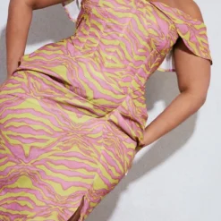 Plus Robe Mi-longue Imprimé Zébré Vert Citron Froncée Sur Le Côté -Promos Jupe Éthérée Boutique 5a070b8a78cd2f930348099b9a435a8ee55f1755 cne0688 4