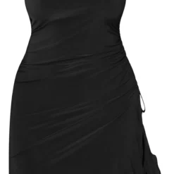 Logic Shape Robe Bustier Très Moulante Noire à Côtés Froncés Et Ourlet Volanté -Promos Jupe Éthérée Boutique 6b3a10e62c56eec9376ed8e6688595fcb97db857 cna1981 6