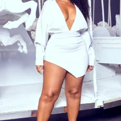 Plus Robe Moulante Blanche Plissée à Manches Ballon -Promos Jupe Éthérée Boutique 6e872abad1533a802d7fc146eede805072c40f55 cmd1982 4