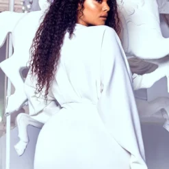 Plus Robe Moulante Blanche Plissée à Manches Ballon -Promos Jupe Éthérée Boutique 70719543a3aca6c2ef6328ac31bc6ba830614cbc cmd1982 2