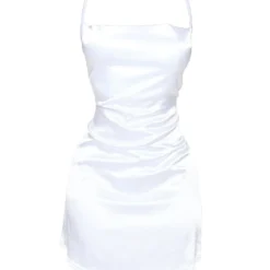 Petite Robe Droite Satinée Blanche à Col Bénitier Et Bretelles -Promos Jupe Éthérée Boutique 760ef2ae7bfd25bb6fd37af24922d647ec7fe407 cmv0990 6