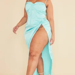 Plus Robe Mi-longue Satinée Turquoise Drapée Sur Le Buste 7 Plus Robe Mi-longue Satinée Turquoise Drapée Sur Le Buste -Promos Jupe Éthérée Boutique 78a8e9847229ea09abae4a03fef0f8e78d8d2a2c cnc9566 3