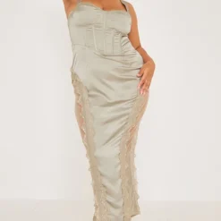 Plus Robe Longue Vert Sauge à Corset Et Parties En Dentelle -Promos Jupe Éthérée Boutique 7d5d0f92c489495038b76ce770e7d3bbdccfb634 cne0739 1