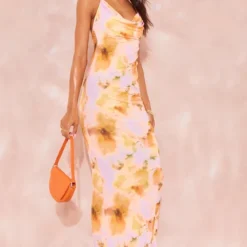 Tall Robe Longue Rose Fleurie à Col Bénitier -Promos Jupe Éthérée Boutique 803406f0fd3980cf7f5446b1c095587d2a55f807 cnf1330 3