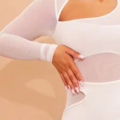 Shape Robe Très Moulante En Mesh Superposé Blanc à Manches Longues -Promos Jupe Éthérée Boutique 833bc6763af93eec36f96b816b9495dcaf9870a8 cmw7710 5