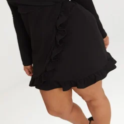 Plus Robe Portefeuille Volantée Noire Profond -Promos Jupe Éthérée Boutique 84787f3ea2a22cc7f5be800a822a85f73eaa1797 CLW1365 5