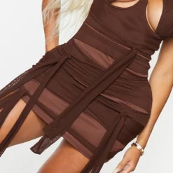 Shape Robe Moulante Marron Chocolat En Mesh à Liens Autour Du Cou -Promos Jupe Éthérée Boutique 8492d278bc699089e3f6daf65bb5d1aa0e5b0c61 cmt7559 5