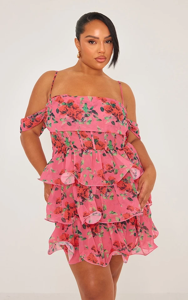 Plus Robe Moulante Rose Fleurie à Fronces 3 Plus Robe Moulante Rose Fleurie à Fronces – Image 3