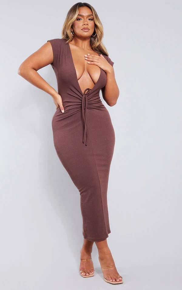 Shape Robe Mi-longue Côtelée Douce Marron Chocolat Froncée à Décolleté 1 Shape Robe Mi-longue Côtelée Douce Marron Chocolat Froncée à Décolleté