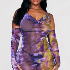 Shape Mini Robe En Mesh Imprimé Violet à épaules Dénudées