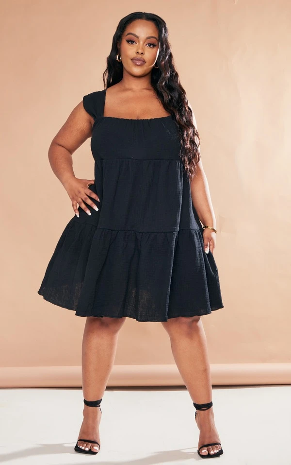 Plus Robe Droite Noire Texturée Superposée