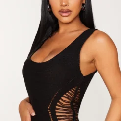 Petite Robe Longue Noire En Maille Crochet à Décolleté Plongeant -Promos Jupe Éthérée Boutique 931049147ca8357e21a14fa0641a9e6a994e9727 cmr8373 5