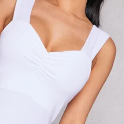 Petite Mini Robe Moulante Blanche à Bretelles -Promos Jupe Éthérée Boutique 95e99a25b893a38fc3d7f80539674cc164e4570d cne2305 4