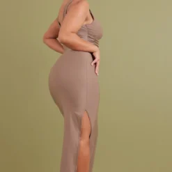 Shape Robe Longue Taupe Moulante Sans Manches à Buste Froncé -Promos Jupe Éthérée Boutique 96ab9d37fffa3989ab74e174b124ae9e6c2eba05 cnc1754 2