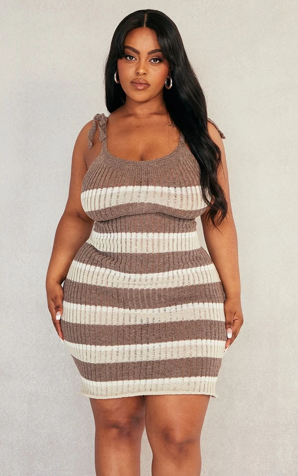 Plus Robe Moulante En Maille Tricot Gris Pierre à Rayures 3 Plus Robe Moulante En Maille Tricot Gris Pierre à Rayures – Image 3