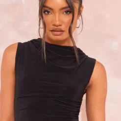 Tall Mini Robe Moulante Froncée Noire -Promos Jupe Éthérée Boutique 9a1683e3e4b9f08f9d1f7db3a38f4c74b7dfaeeb cnf1416 4