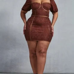 Plus Robe Moulante En Dentelle Chocolat à Bonnets