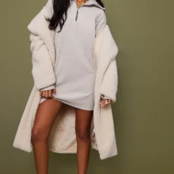 Tall Robe Pull Oversize Beige Côtelée à Col Montant Et Demi Zip